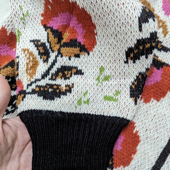 COPY - Farm Rio Sand Palms Paradise Cardigan - Picture 2 of 7